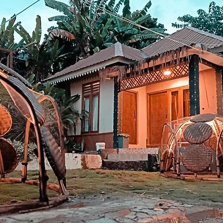 Lontart Guesthouse Nggorang Ngoại thất bức ảnh